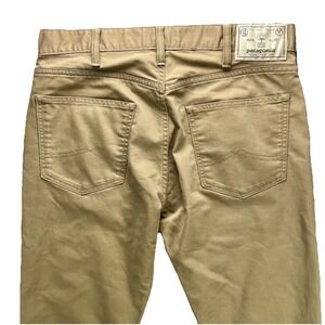 Patagonia Performance Twill Jeans Mens 31x32 Khaki Straight Fit Pants Organic